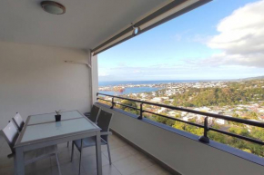 F3 sur Papeete vue mer et piscine